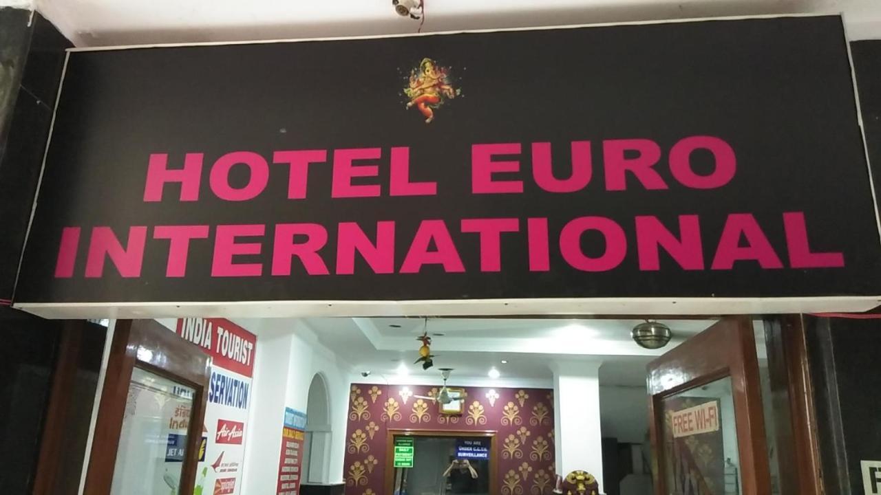 Hotel Euro International Нью-Дели Экстерьер фото